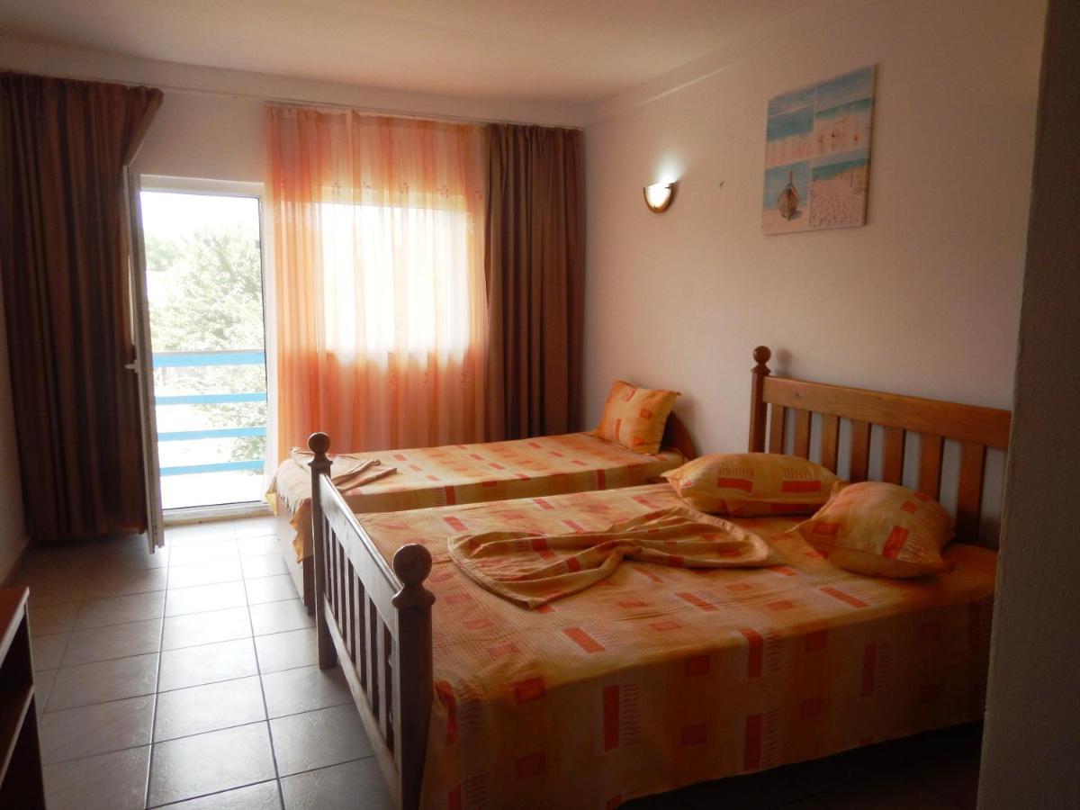 Hotel Casa Paloma Costinesti Esterno foto